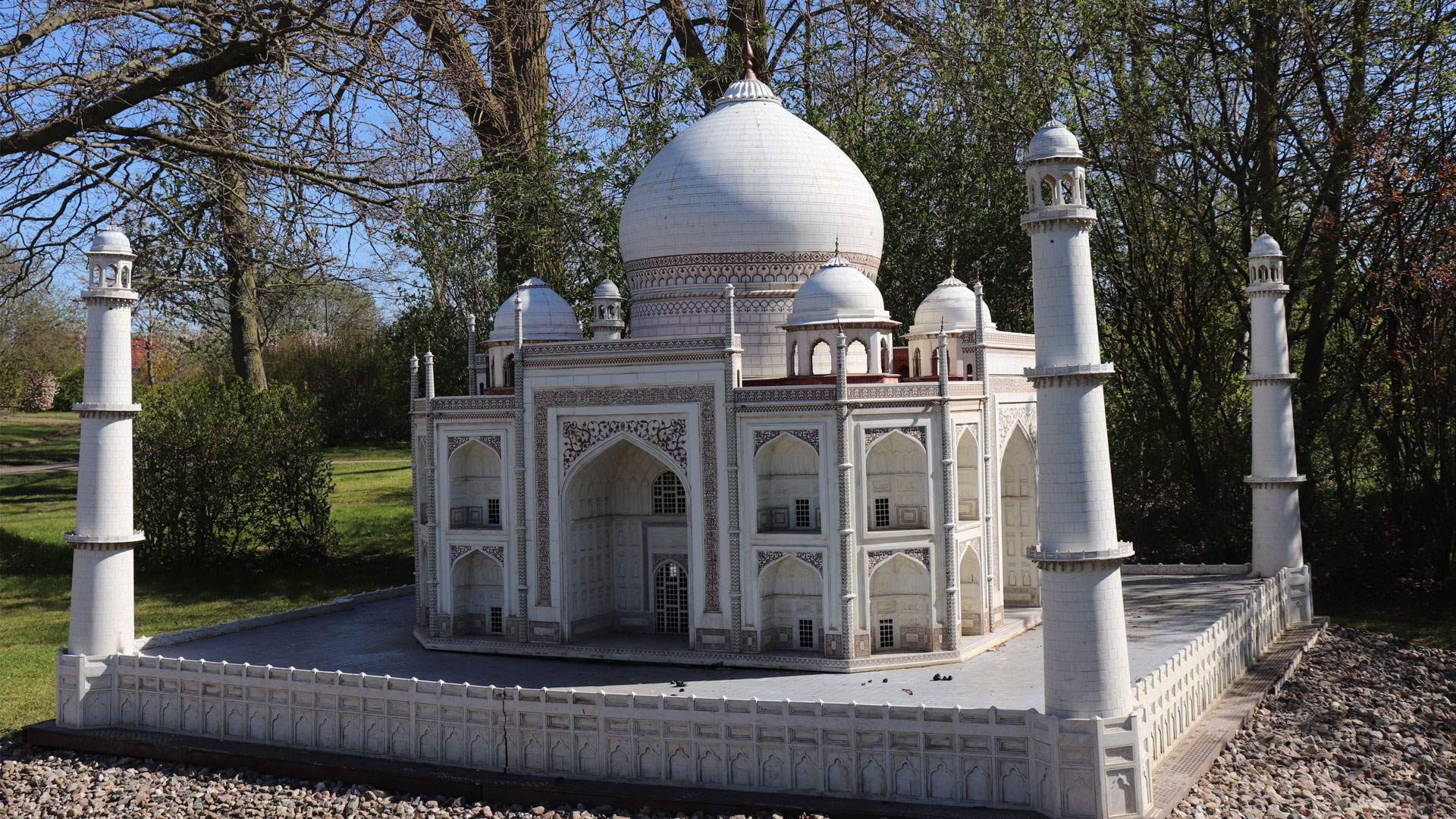 Das Tadsch Mahal als Miniatur im Rügen Park